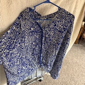 Umgee Navy and White Swirl Top